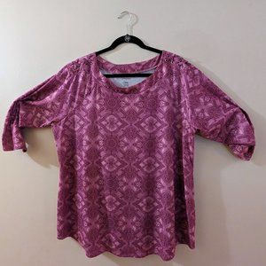 Pink and White kaleidoscope pattern cotton top | Avenue "Your Tee" Plus 18/20